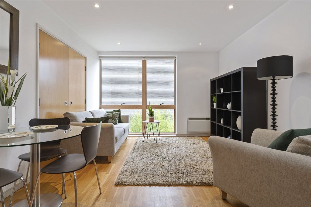 Property photo 1 of 10 Open Plan