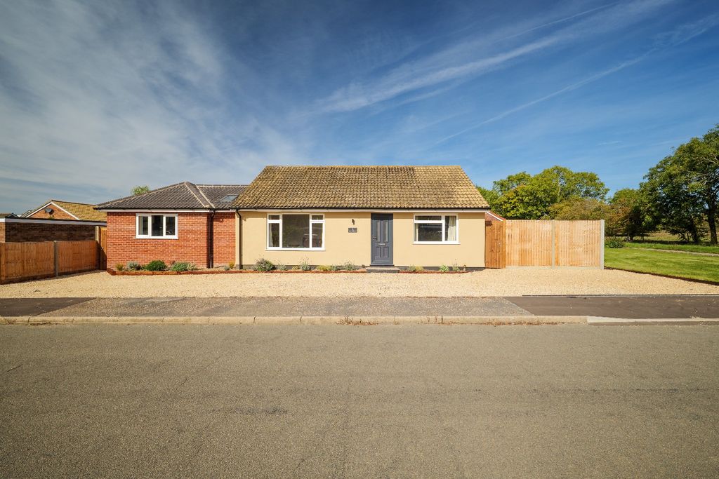 Property photo 1 of 18 5120780