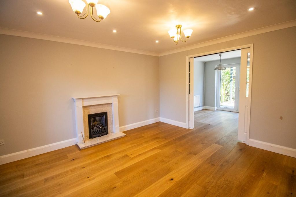 Property photo 3 of 22 Jpeg (2 Of 15).Jpg