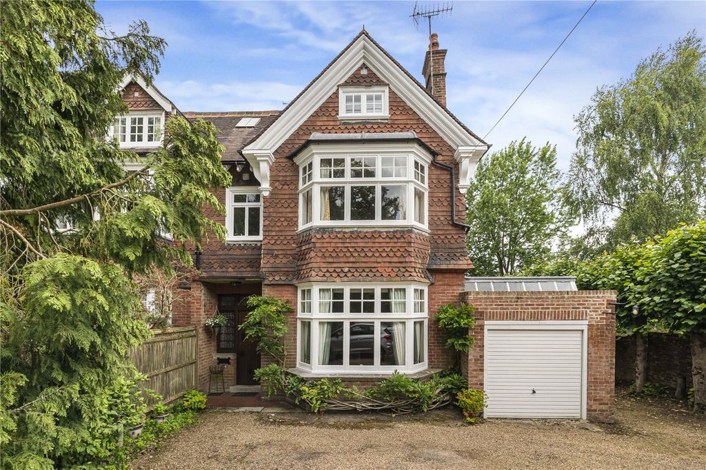 Property photo 1 of 18 Austwick