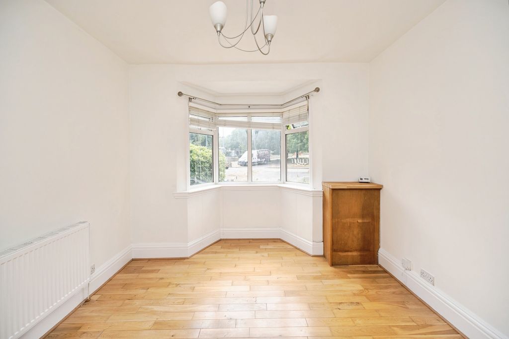 Property photo 3 of 20 Pbox-Img.Jpg