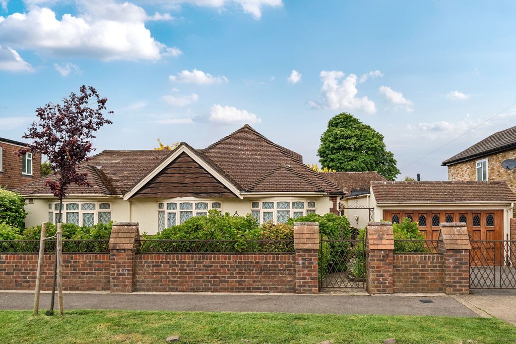 Property photo 1 of 17 1464631-2-6A0c77E...