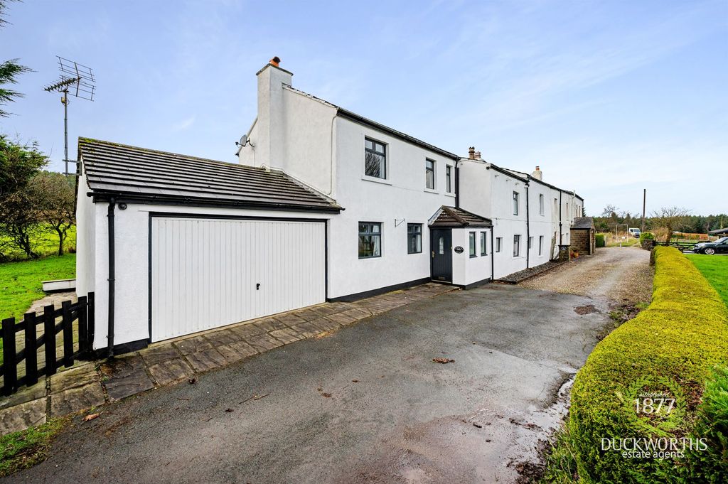 Property photo 1 of 54