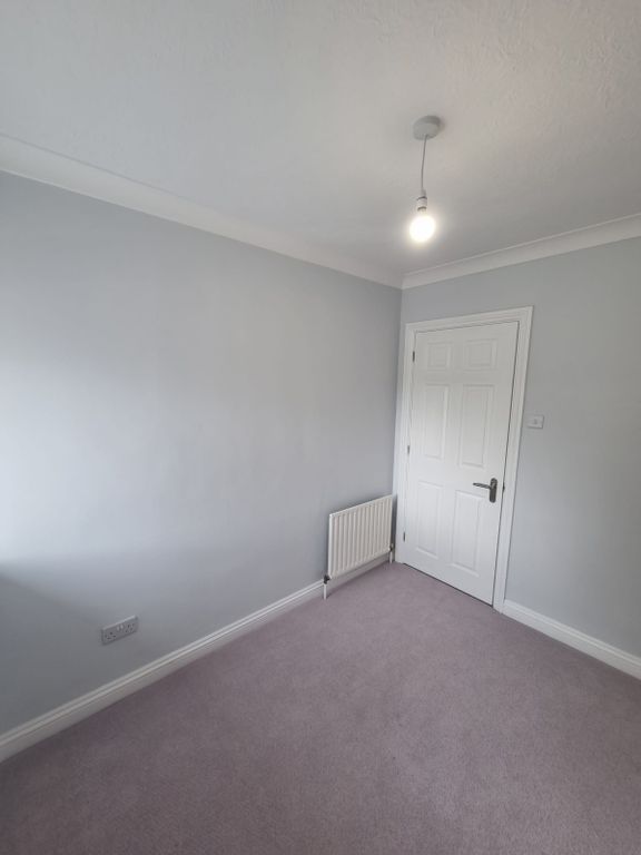 Property photo 3 of 11 Bedroom