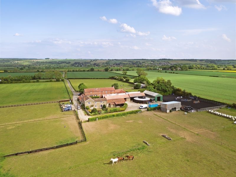 Property photo 2 of 25 Photo 25