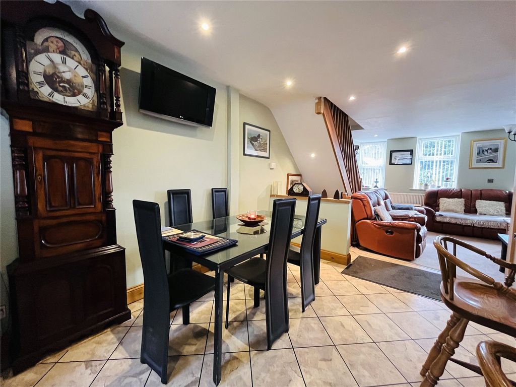 Property photo 3 of 30 Picture No. 38