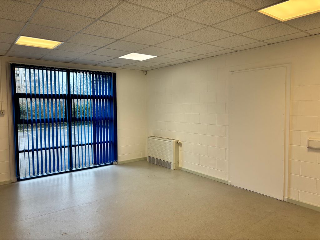 Property photo 2 of 4