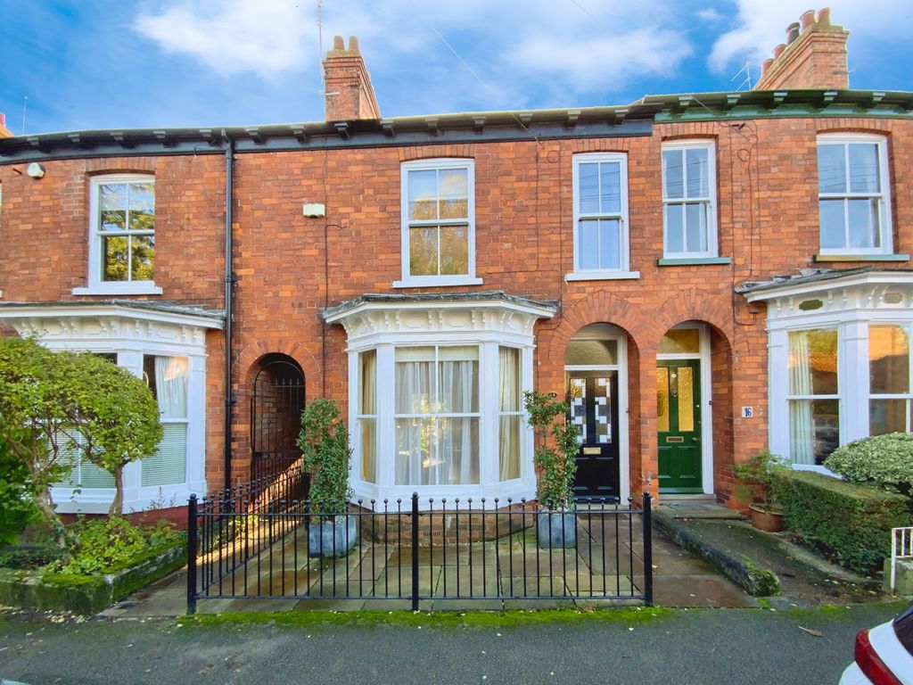 Property photo 1 of 17 Photo #1