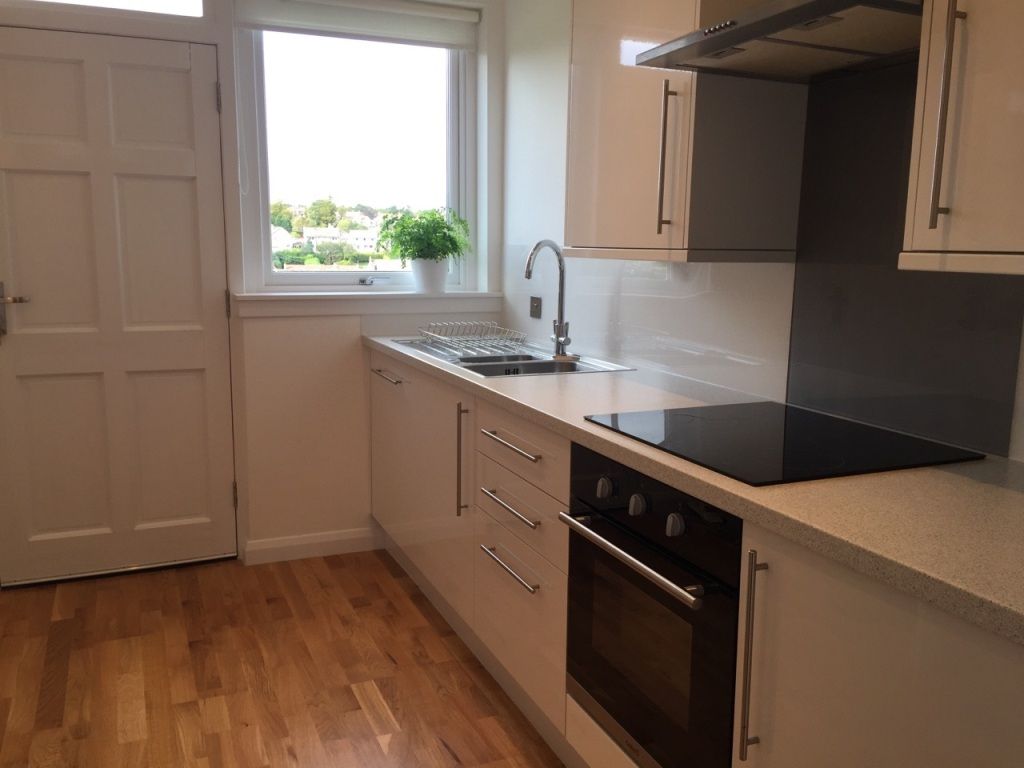 Property photo 3 of 24