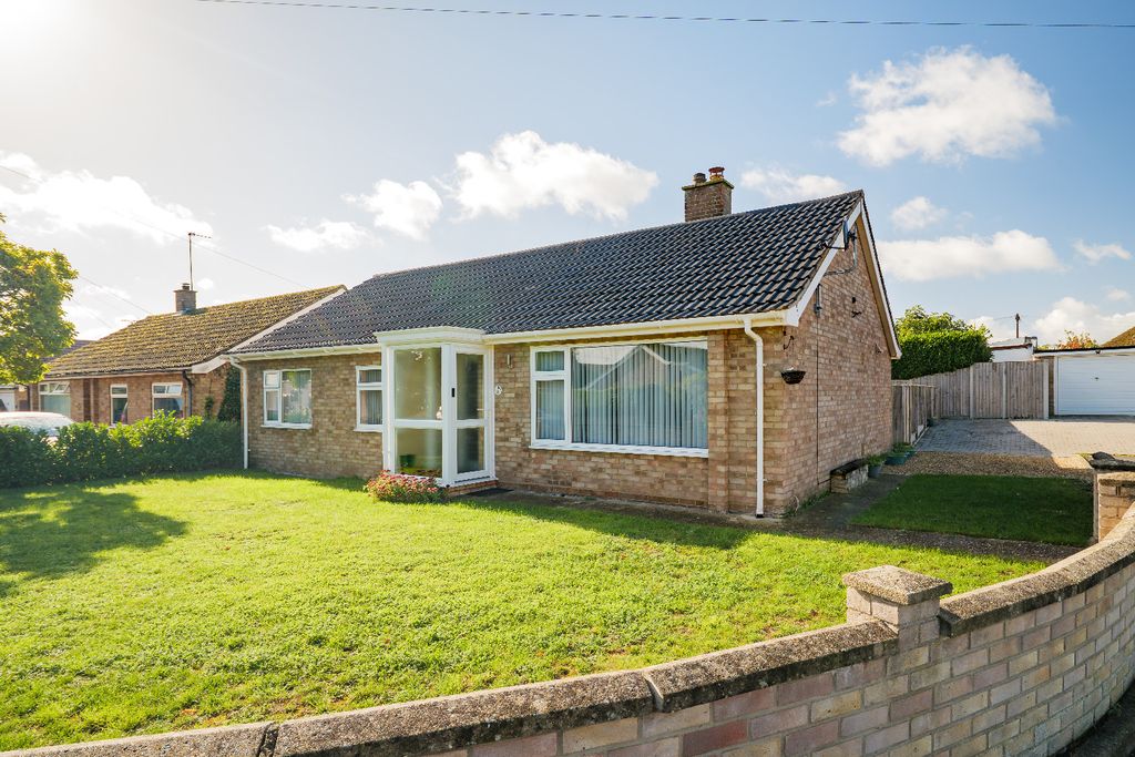 Property photo 1 of 23 5529421