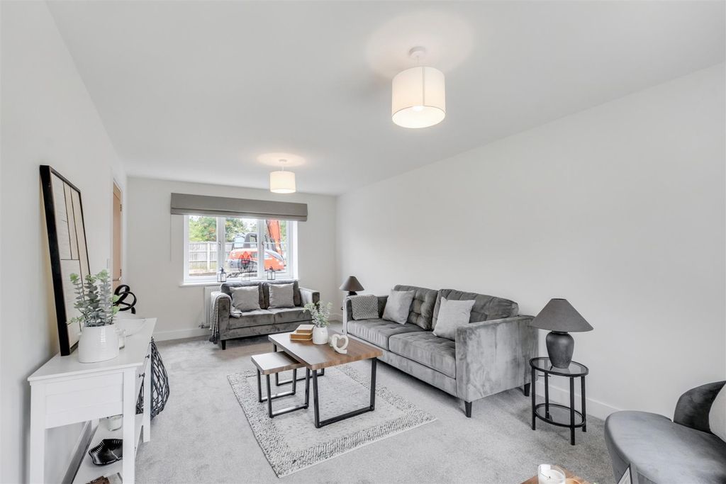 Property photo 2 of 18 Open Plan Living Space