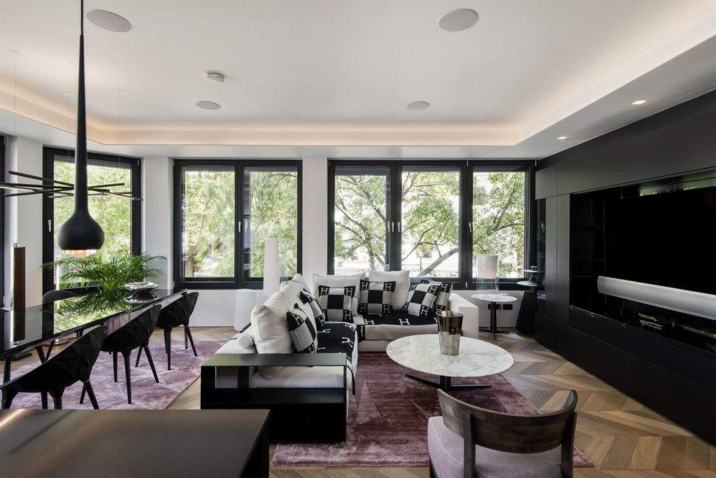 Property photo 1 of 18 (Main)