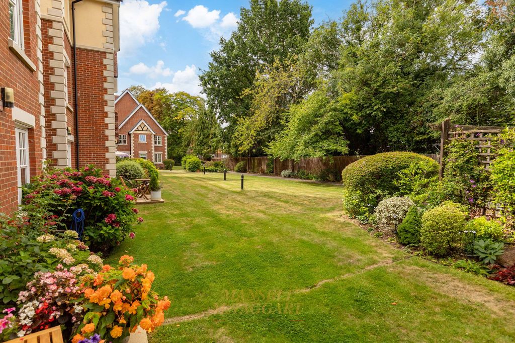 Property photo 3 of 17