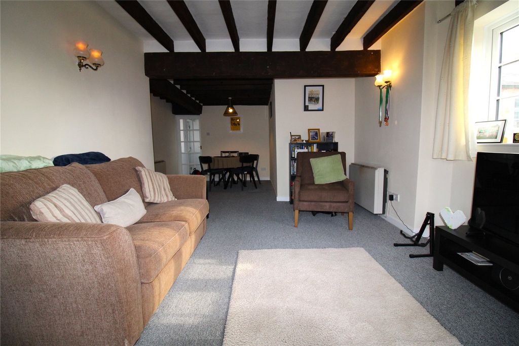 Property photo 3 of 11 Picture No. 24