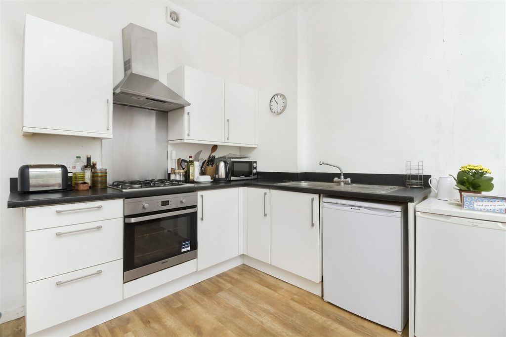 Property photo 3 of 8 Img_8259.Jpg