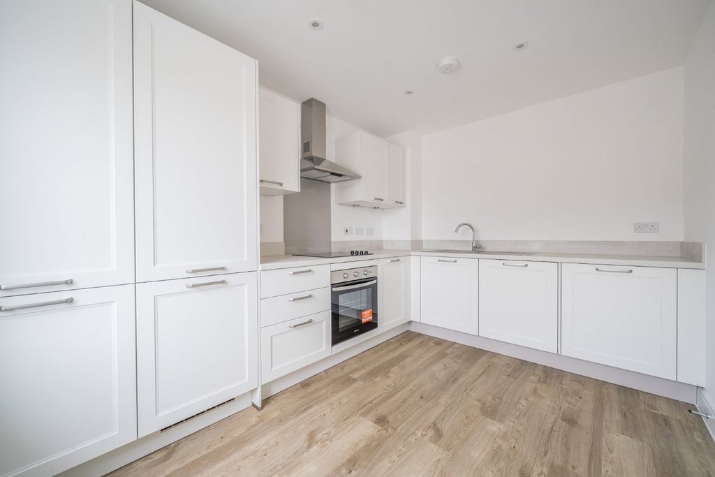 Property photo 2 of 19 Picture No. 01