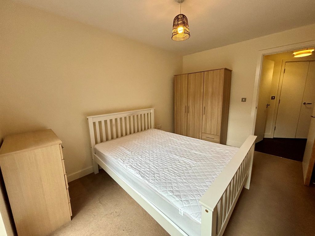 Property photo 2 of 6 Picture No. 29