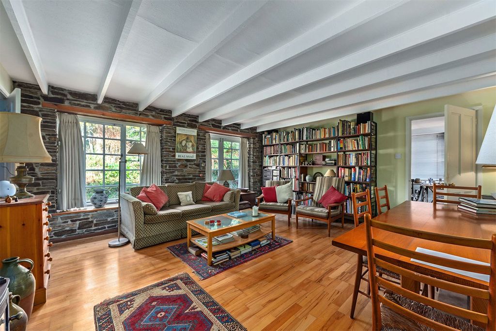 Property photo 2 of 30 Picture No. 14