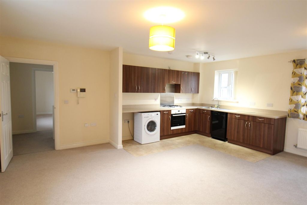 Property photo 2 of 6