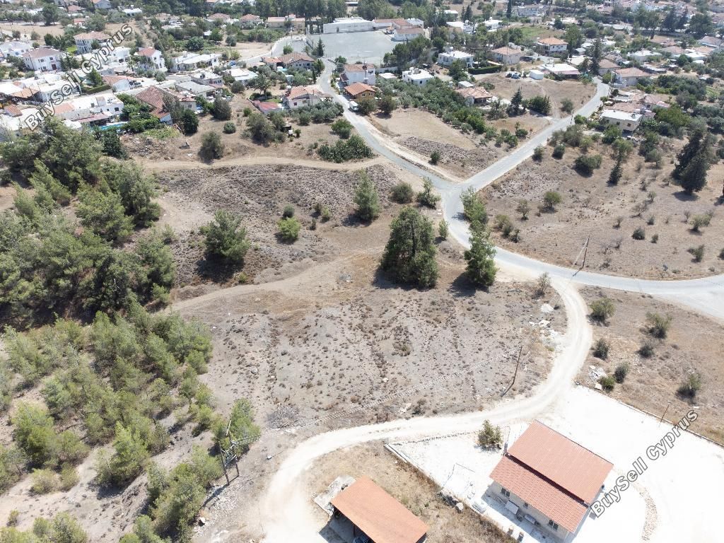 Property photo 2 of 9