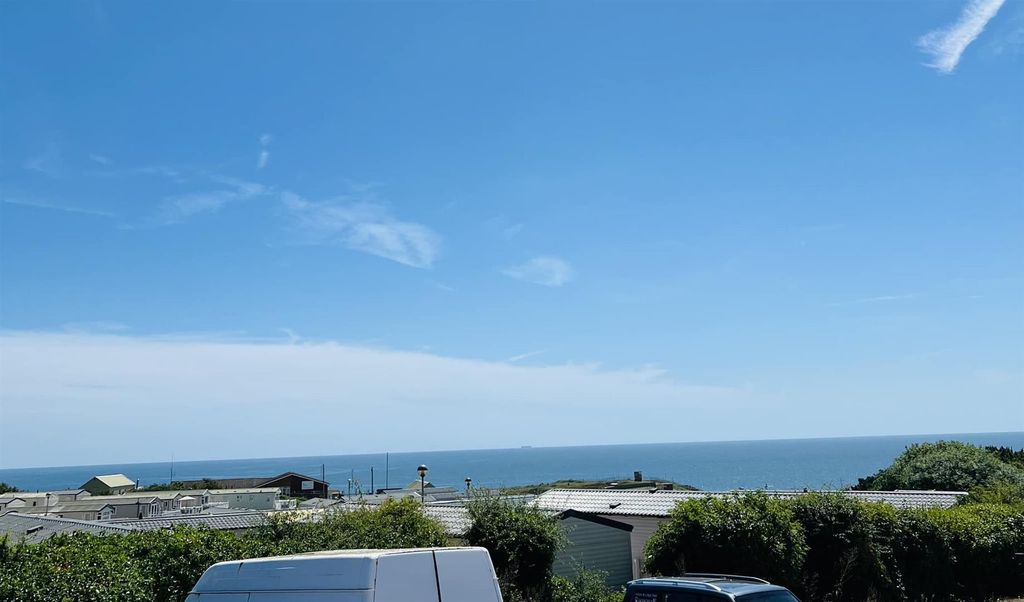 Property photo 2 of 45 Lovely Veranda With Seaview