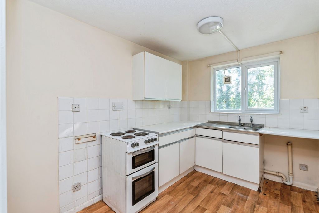 Property photo 2 of 13 Pbox-Img.Jpg