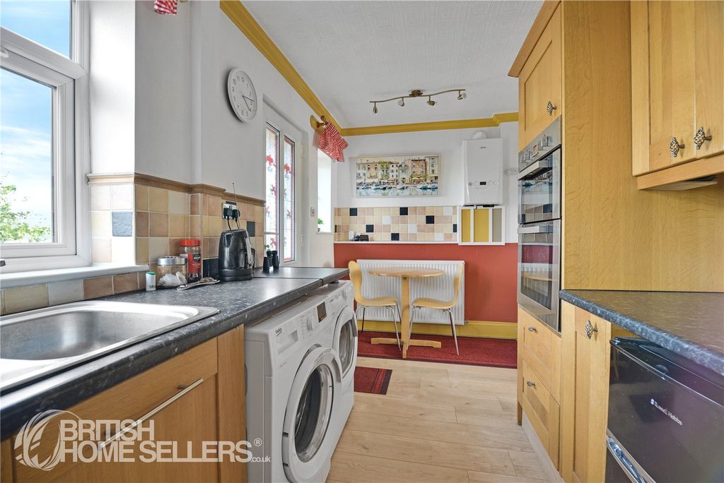 Property photo 2 of 16 Picture No. 36