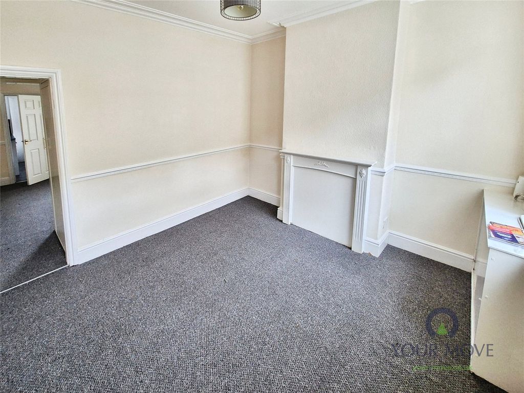 Property photo 2 of 8 Dining Room