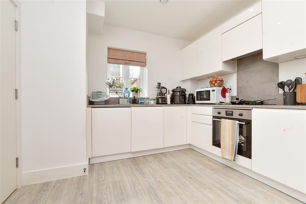 Property photo 1 of 11 Kitchen / Diner