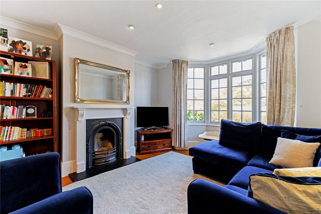 Property photo 2 of 19 Living Room