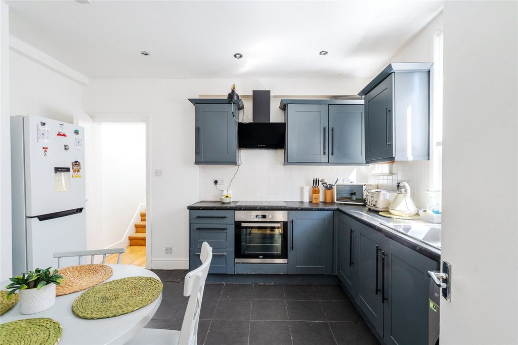 Property photo 1 of 11 Picture No. 04