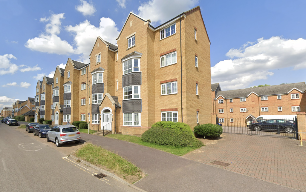 Property photo 1 of 8