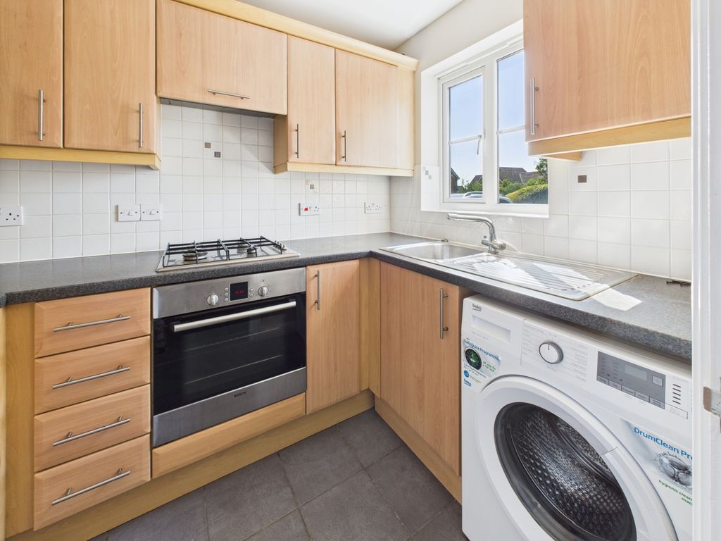 Property photo 2 of 7 Gallery