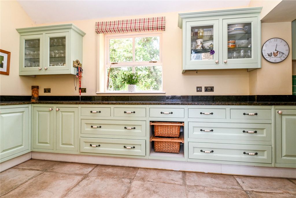 Property photo 3 of 23 Picture No. 60