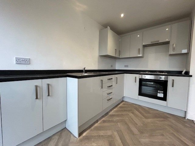 Property photo 2 of 3