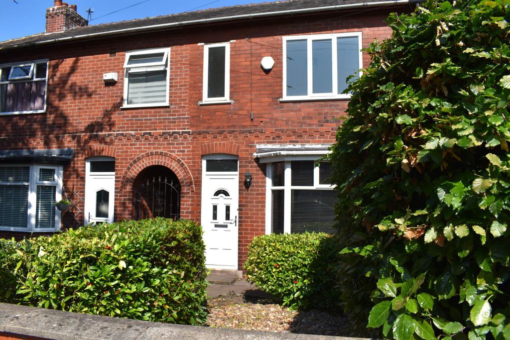 Property photo 1 of 17