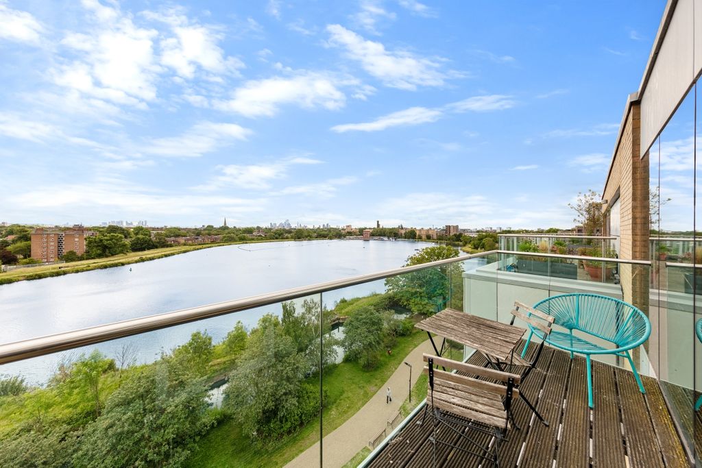 Property photo 2 of 16 094A1655