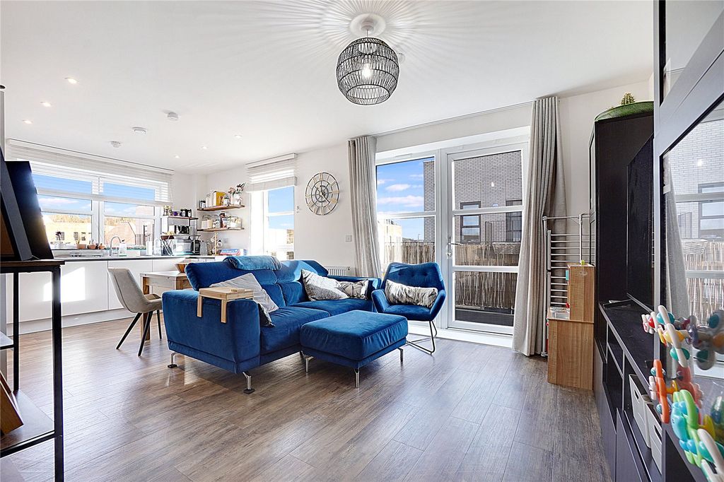 Property photo 3 of 17 Open Plan Living