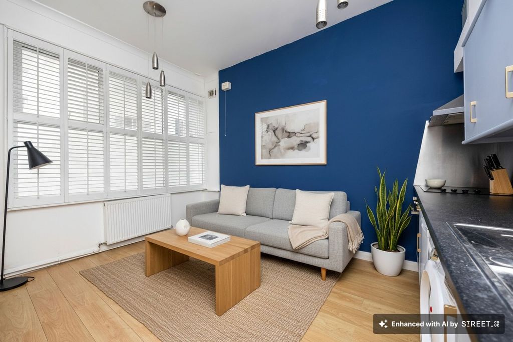 Property photo 3 of 7