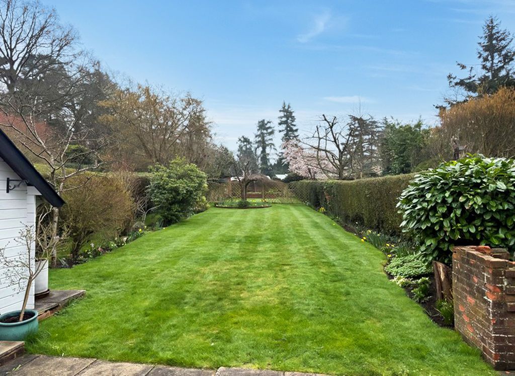 Property photo 2 of 12 Photo 14