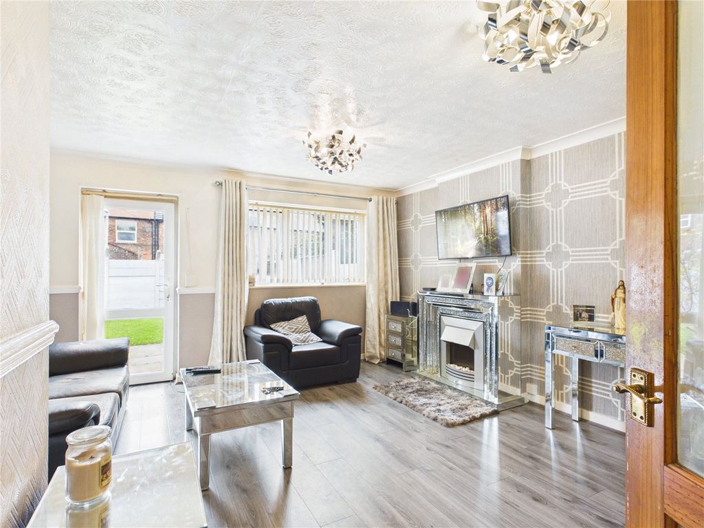 Property photo 2 of 13 Picture No. 08