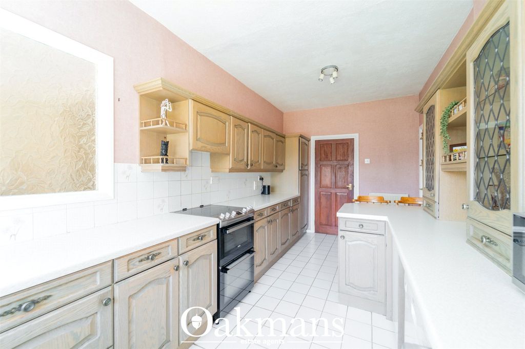Property photo 2 of 34 Picture No. 21