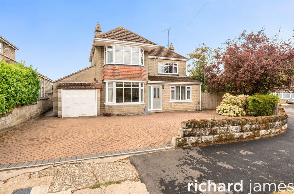 Property photo 1 of 18 377E9c4F9Ef4404287F426Df2Bd3cd9d