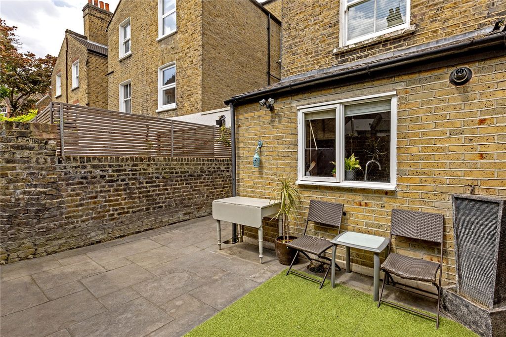 Property photo 3 of 12 Picture No. 17