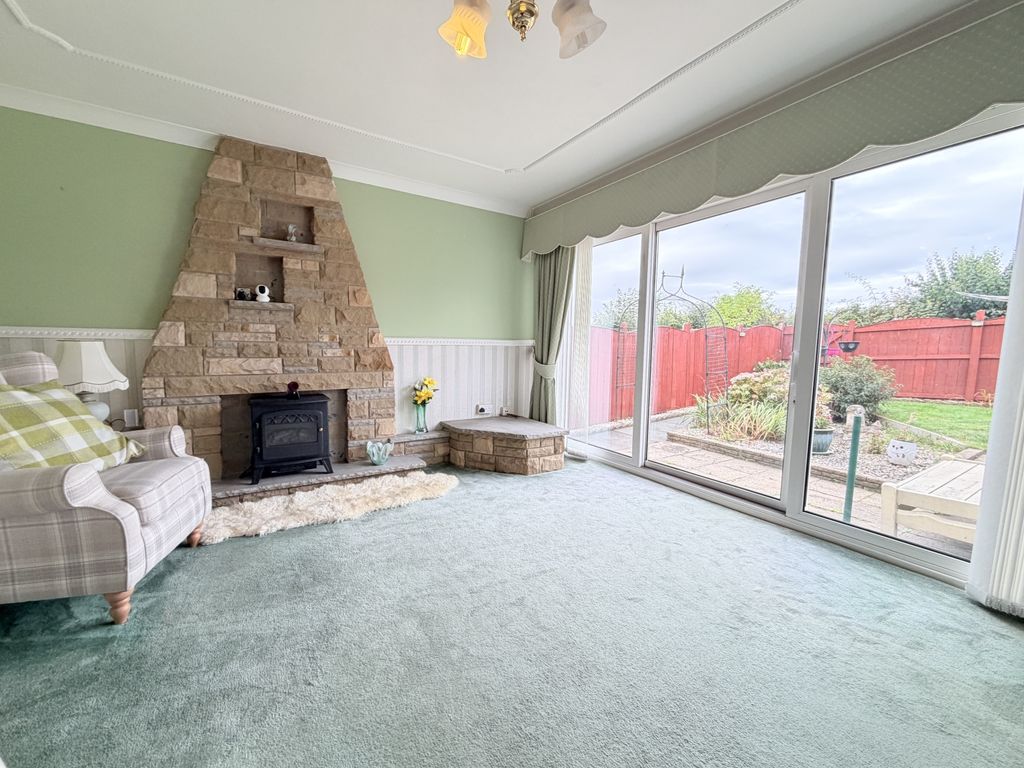 Property photo 2 of 17 Img_7084