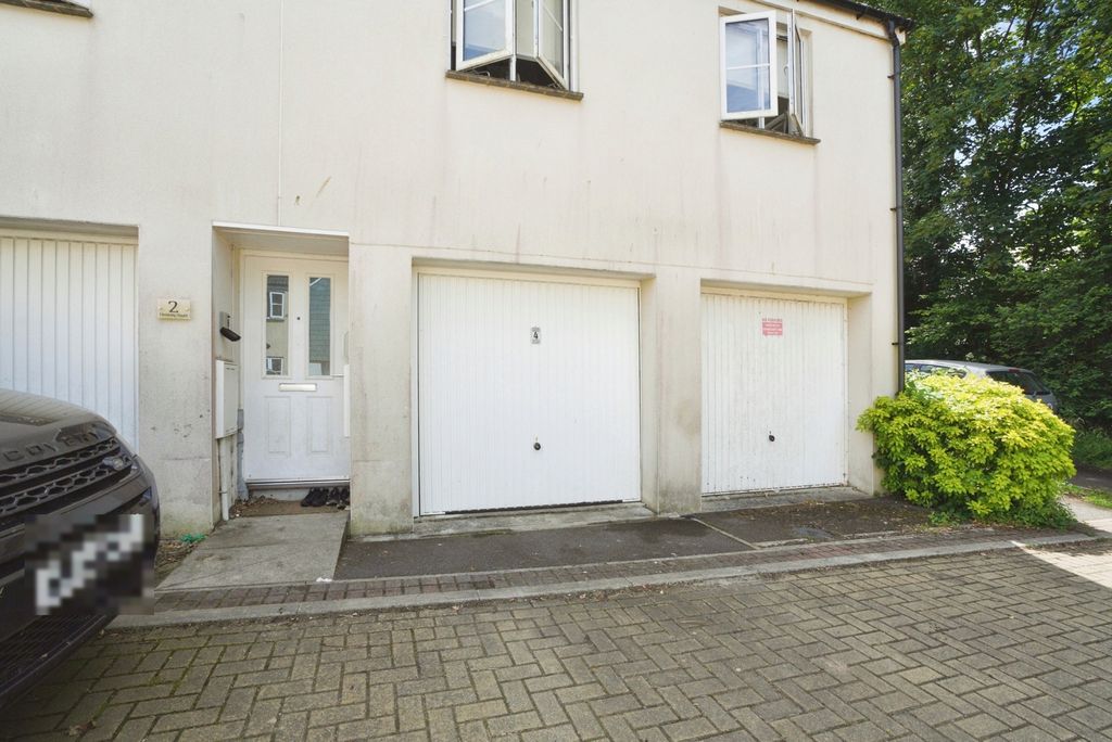 Property photo 3 of 19 Pbox-Img.Jpg