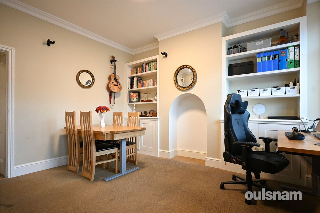 Property photo 3 of 19 Picture No. 11