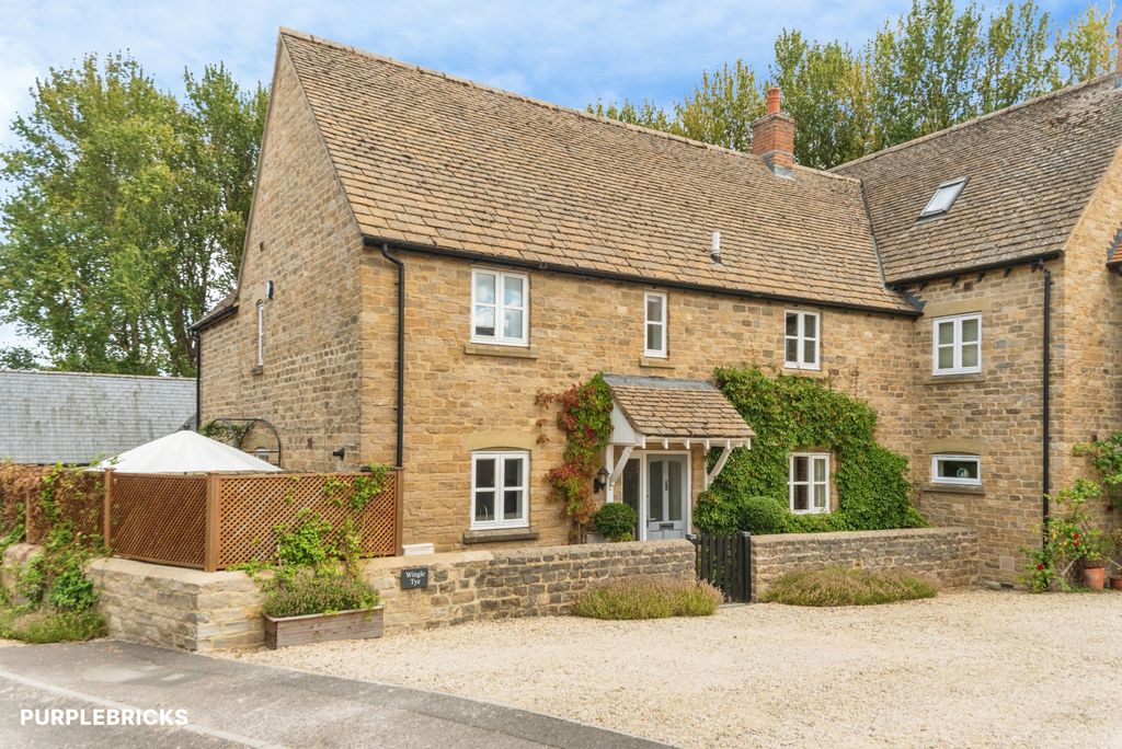 Property photo 1 of 37