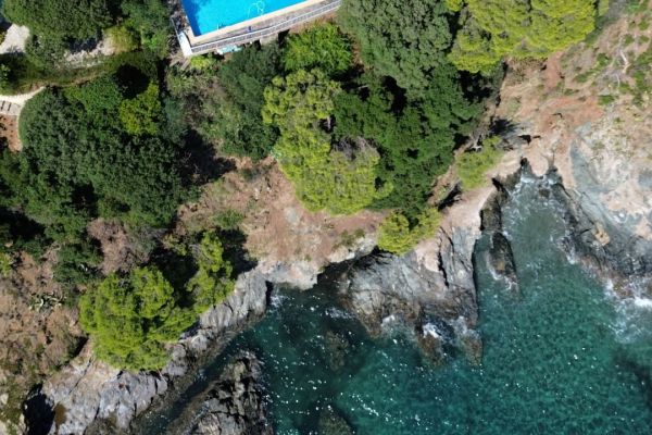 Property photo 3 of 3