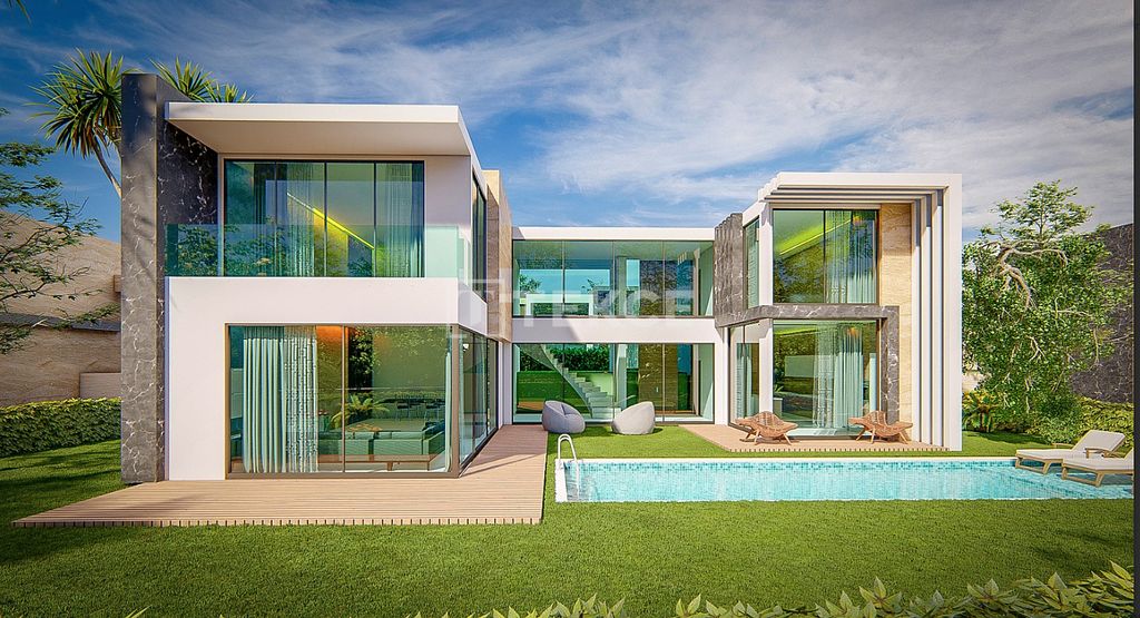 Property photo 1 of 11